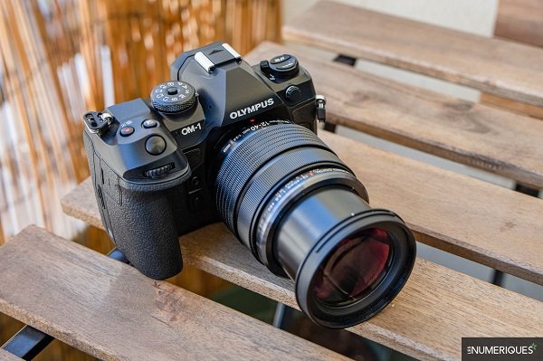 OM System OM-1 Appareil Photo OM System OM-1 Appareil Photo Hybride